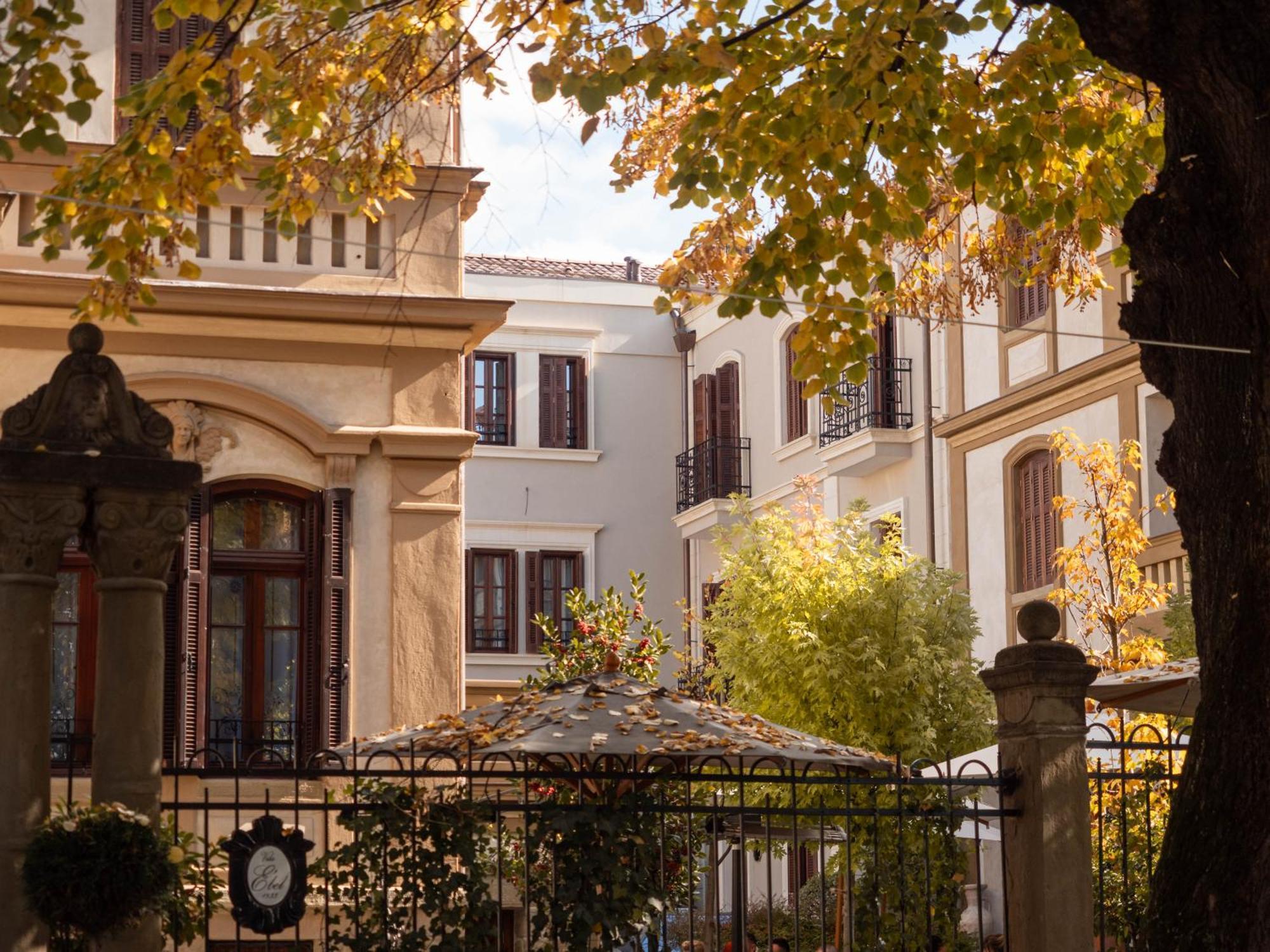 Vila Ebel Hotel Korce Exterior foto